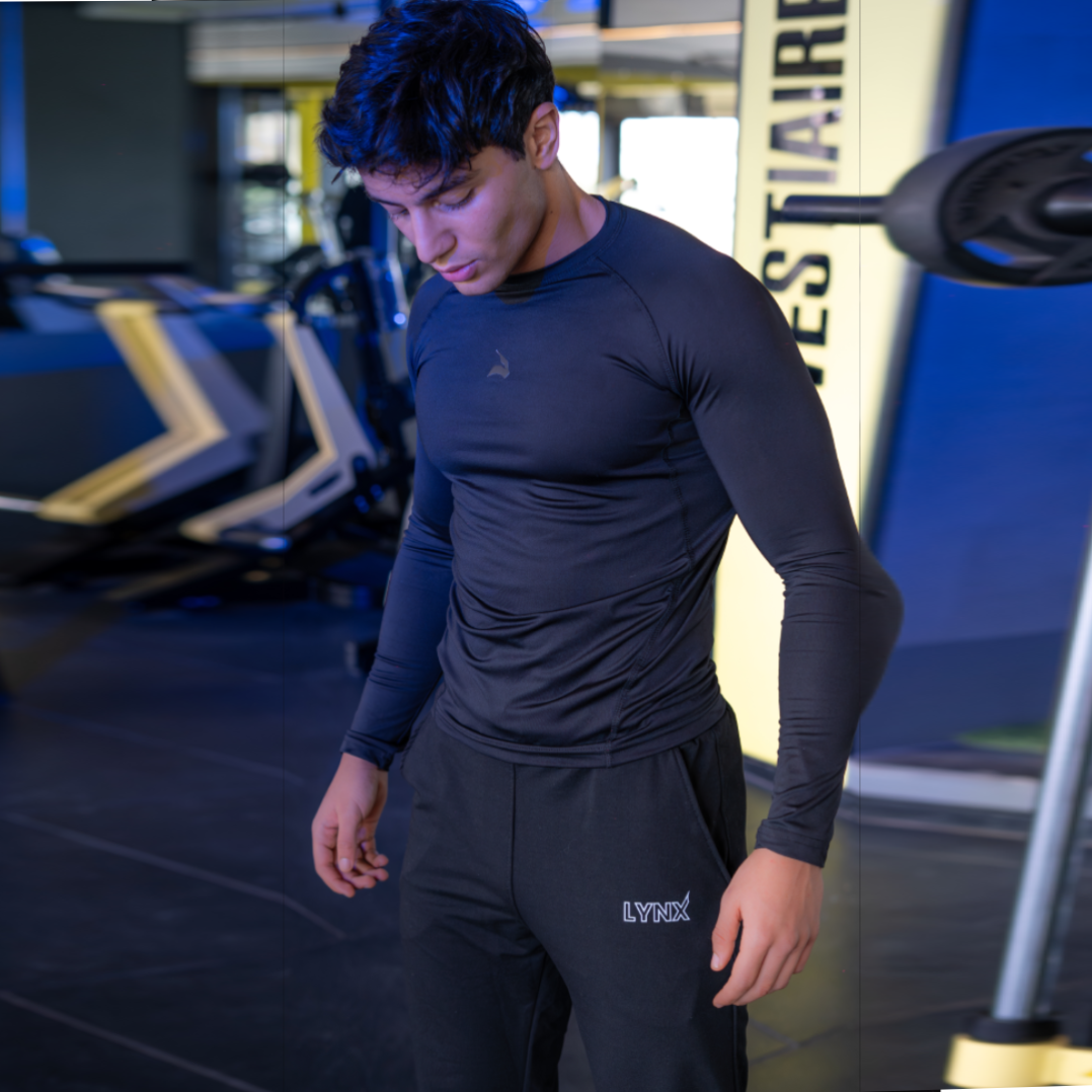 Pack GymLynx Jogger Sport Unisexe Gris + Shirt de Compression Manches Longues Noir